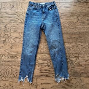 Topshop Mom Jeans - 25” waist - size 2 - Raw Hem - Distressed Straight Leg Jeans